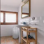 Majordoms - Blanc De Montagut Apartment Girona